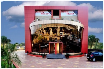 ASHRAY RESORT